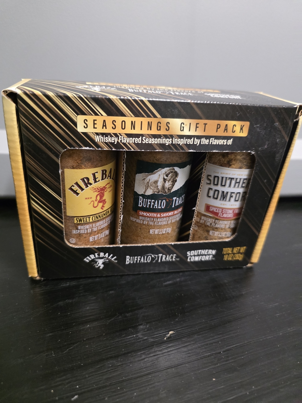 Seasonings Gift Pack - Whiskey Flavored Seasonings (Black/Gold)